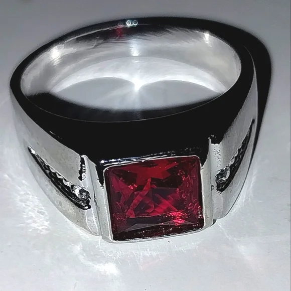 Elegant Men's Silver Ring with Red Gemstone Sz 11